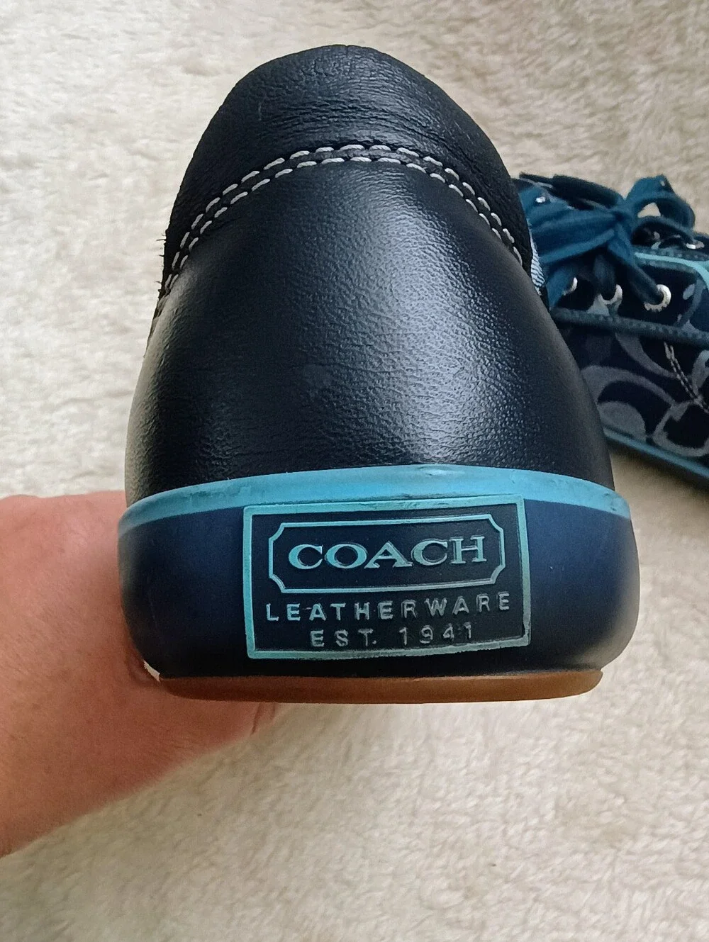 Beautiful Coach Barrett low-top sneakers in a gorgeous blue denim shades! 7.5M